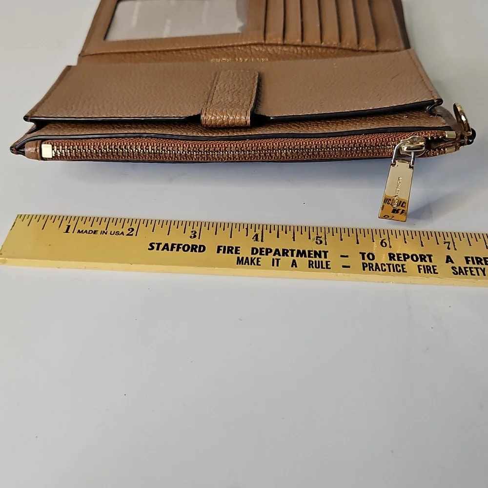 Michael Kors Jet Set Tan Saffiano Leather Smartphone Wallet